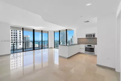 68 SE 6th #3301, Miami, FL 33131 - Photo 4