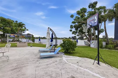 1040 Crystal Lake #3, Deerfield Beach, FL 33064 - Photo 26