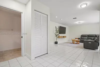 10994 Neptune, Cooper City, FL 33026 - Photo 8