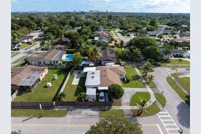 10431 SW 93rd, Miami, FL 33176 - Photo 40