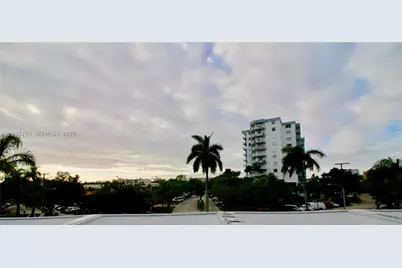900 Bay #215, Miami Beach, FL 33141 - Photo 20