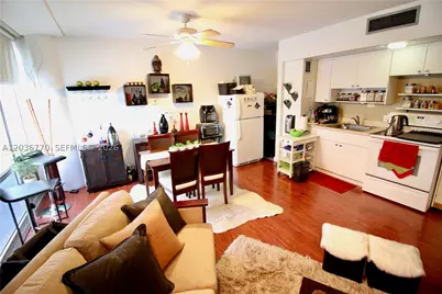 900 Bay #215, Miami Beach, FL 33141 - Photo 8