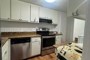 905 Brickell Bay, Miami, FL 33131 - Photo 28