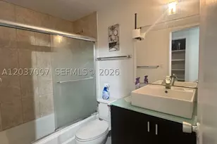 905 Brickell Bay, Miami, FL 33131 - Photo 24