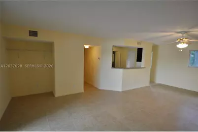 3473 NW 44th #103, Oakland Park, FL 33309 - Photo 4