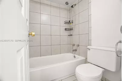 9480 Tangerine #101, Davie, FL 33324 - Photo 16