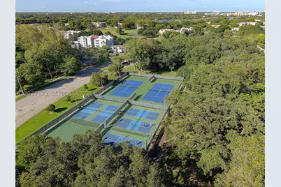 9480 Tangerine #101, Davie, FL 33324 - Photo 34