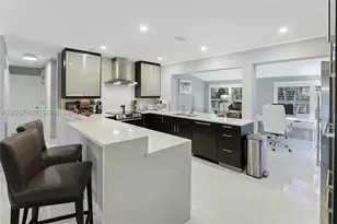 424 NE 27th, Wilton Manors, FL 33334 - Photo 1