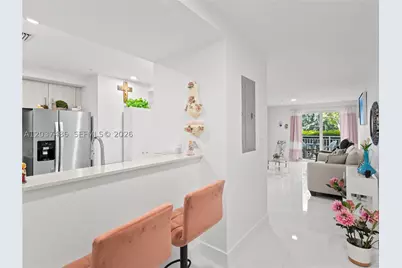 10950 NW 82nd #115, Doral, FL 33178 - Photo 4