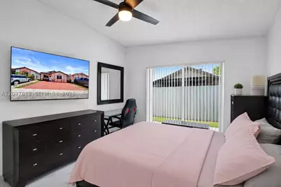 2886 W 74th, Hialeah, FL 33018 - Photo 14