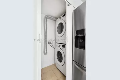 2886 W 74th, Hialeah, FL 33018 - Photo 12