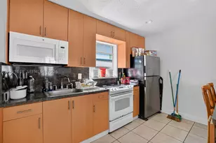 450 SW 9th, Miami, FL 33130 - Photo 40