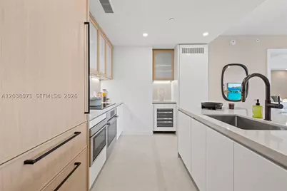 2200 Brickell #308, Miami, FL 33129 - Photo 10