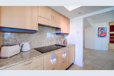 1455 Ocean #902, Miami Beach, FL 33139 - Photo 14