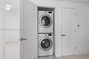601 NE 27th, Miami, FL 33137 - Photo 10
