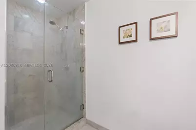 1050 Brickell #2112, Miami, FL 33131 - Photo 22