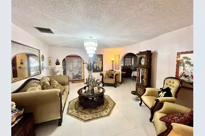 9601 SW 66th, Miami, FL 33173 - Photo 8