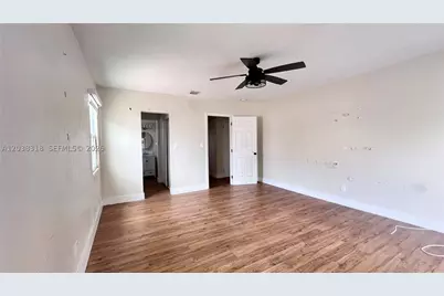 1031 Hollywood, Hollywood, FL 33019 - Photo 14