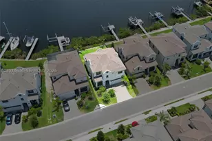 1112 Seagrape, Other Fl City, FL 33570 - Photo 8