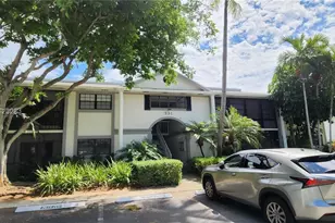 931 NE 199th, Miami, FL 33179 - Photo 1