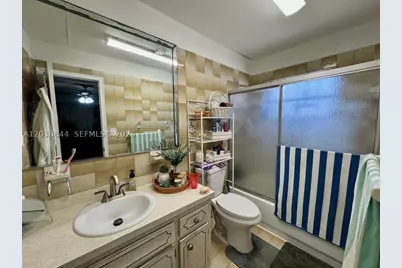 15940 NW 37th, Miami Gardens, FL 33054 - Photo 22