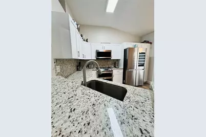 1480 Sweetbay, Hollywood, FL 33019 - Photo 6