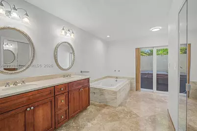8021 SW 162nd, Palmetto Bay, FL 33157 - Photo 14