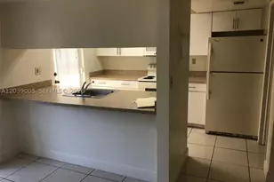 10808 N Kendall, Miami, FL 33176 - Photo 12