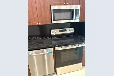 1530 NE 110th #FRONT, Miami, FL 33161 - Photo 8