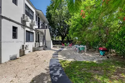 8270 NE 1st #3, Miami, FL 33138 - Photo 6