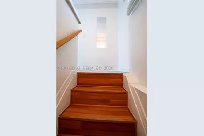 16990 NE 5th #2, North Miami Beach, FL 33162 - Photo 4