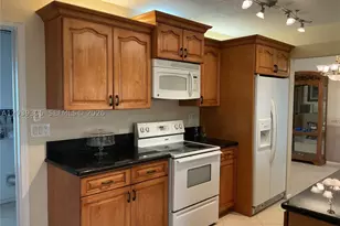 8604 NW 59th, Tamarac, FL 33321 - Photo 8