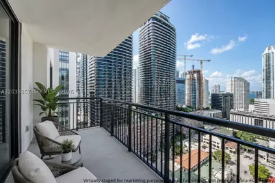 999 SW 1st #2402, Miami, FL 33130 - Photo 2