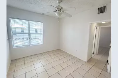 1218 Drexel #204, Miami Beach, FL 33139 - Photo 4