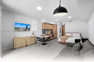 121 NE 5th, Miami, FL 33132 - Photo 6