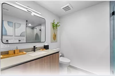 121 NE 5th #3200, Miami, FL 33132 - Photo 14