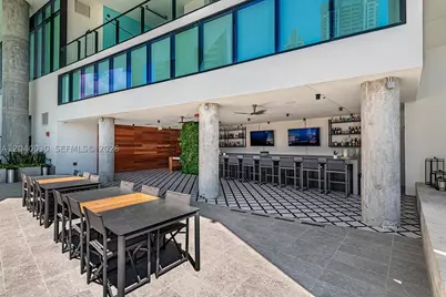 398 NE 5th #4001, Miami, FL 33132 - Photo 24