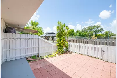 1450 NE 151st #101, Miami, FL 33162 - Photo 28