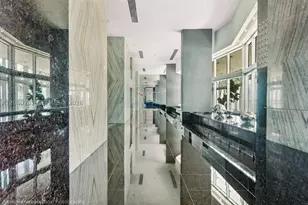 325 S Biscayne, Miami, FL 33131 - Photo 30