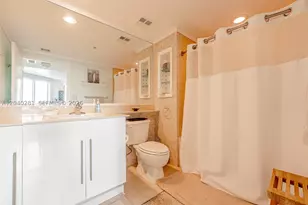 325 S Biscayne, Miami, FL 33131 - Photo 12