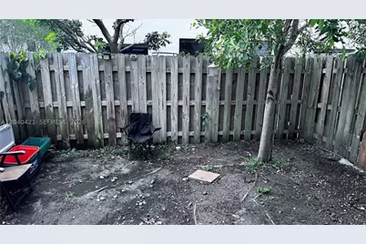 21404 NE 3rd, Miami, FL 33179 - Photo 40
