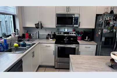 21404 NE 3rd, Miami, FL 33179 - Photo 24