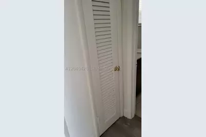 1591 NE Miami Gardens #306, Miami, FL 33179 - Photo 18