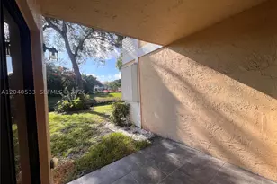 5661 Riverside, Coral Springs, FL 33067 - Photo 24