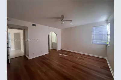 5661 Riverside #101B7, Coral Springs, FL 33067 - Photo 16