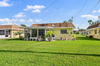 2208 Gardenia, Lehigh Acres, FL 33936 - Photo 28