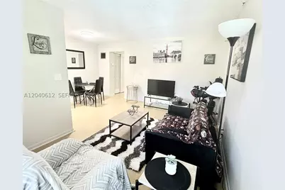 2145 Pierce #206, Hollywood, FL 33020 - Photo 10