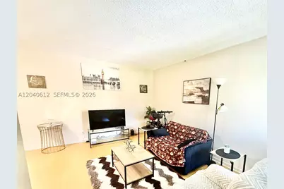2145 Pierce #206, Hollywood, FL 33020 - Photo 12