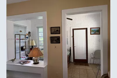 1209 Aguila, Coral Gables, FL 33134 - Photo 4