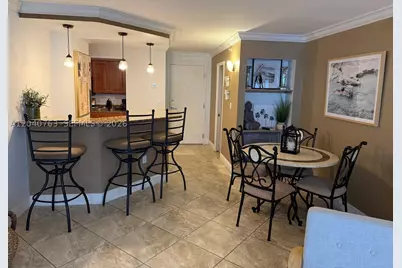 6917 Collins #506, Miami Beach, FL 33141 - Photo 8